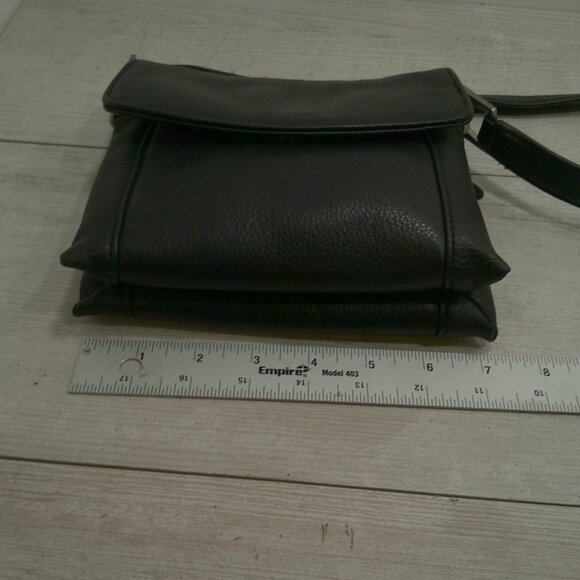 St. John's Bay Vintage Minimalist Black Leather crossbody Silver Toned Hardware - Picture 10 of 11